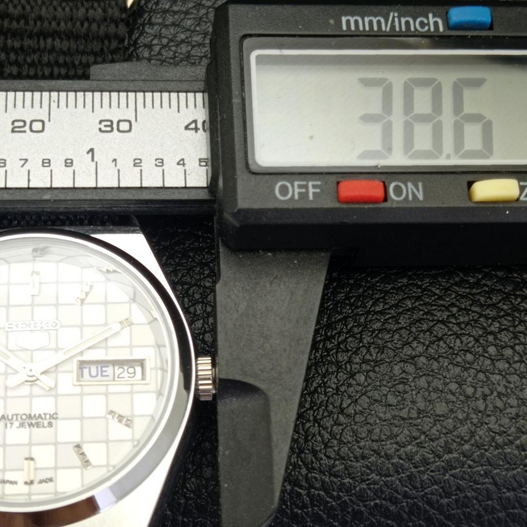 REFURBISHED SEIKO 5 AUTOMATIC MENS WATCH JAPAN MADE WHITE DIAL CUSTOM A440063-2 QV90-a440063