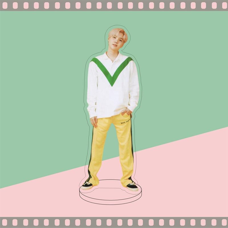 7pcs BTS Casual Outfit Acrylic Standee, Idol Full-Body Photo Desk Figure, Kpop Fans Collectible Display Stand