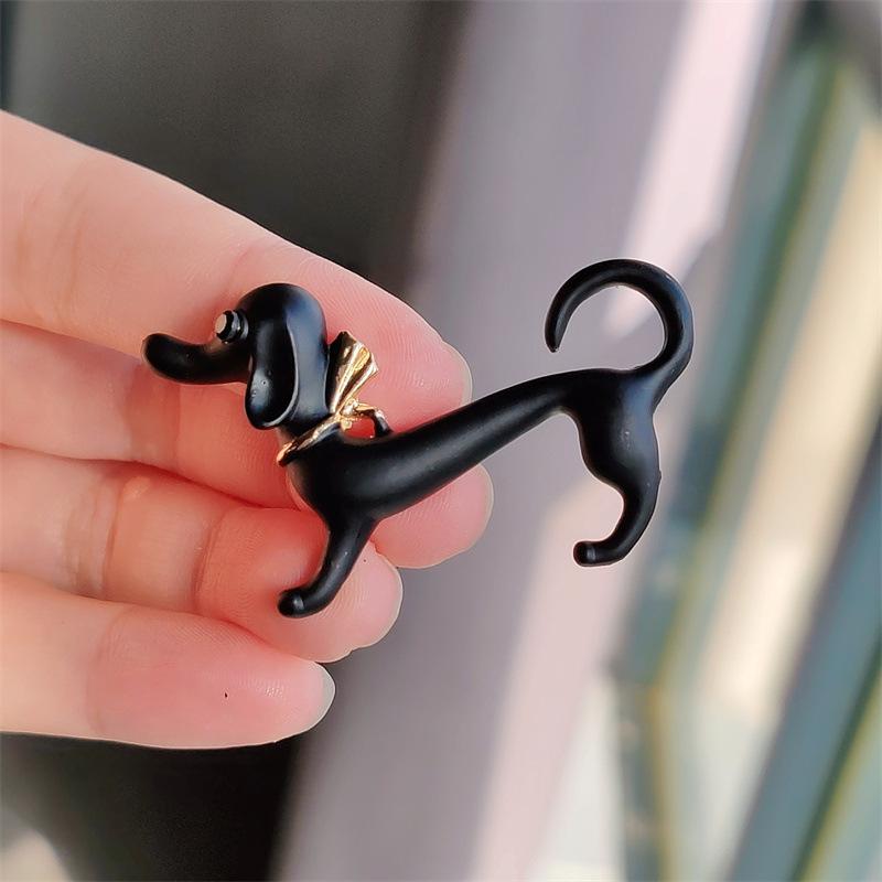 Cute Oil Dripping Dachshund Dog Alloy Brooch Clothing Pin Holiday Party Jewelry Gift