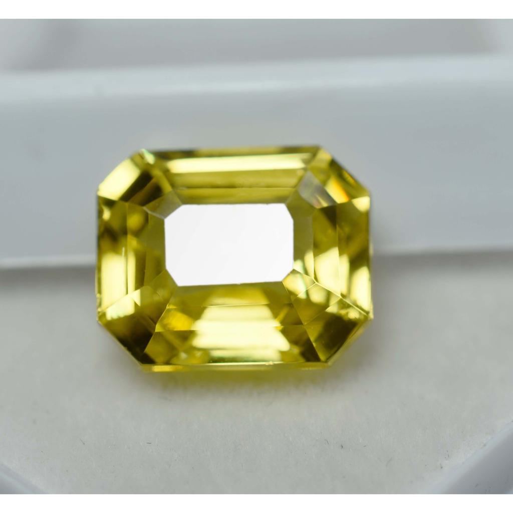 Yellow EMERALD Cut Ring Size Loose Gemstone 8.06 Ct Natural Sapphire
