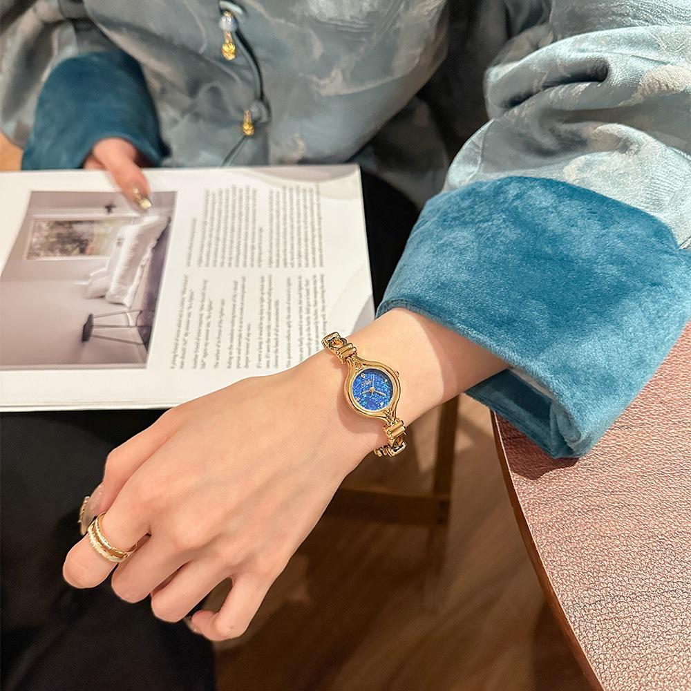 Elegant Women'S Wristwatch, New Light Luxury Small Gold Watch, High-End Bracelet Watch, Exquisite And Versatile Timepiece