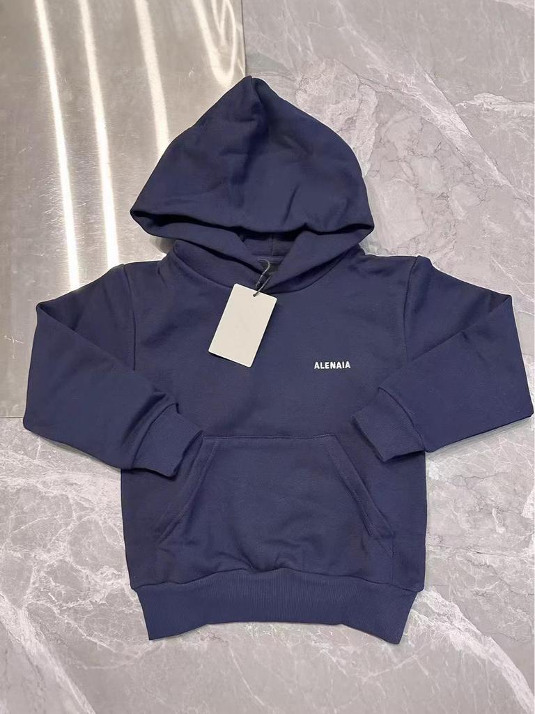 Modna bluza z haftowaną literą dla dzieci na jesień/zimę 2026 - Przytulny europejski/amerykański styl dla chłopców i dziewcząt