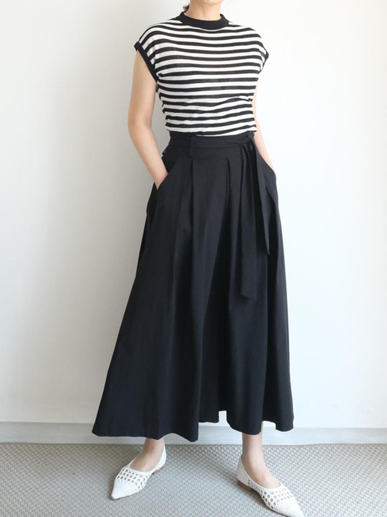 Bloom Mono Pleated Banding 9/10 Wide Long Skirt Pants
