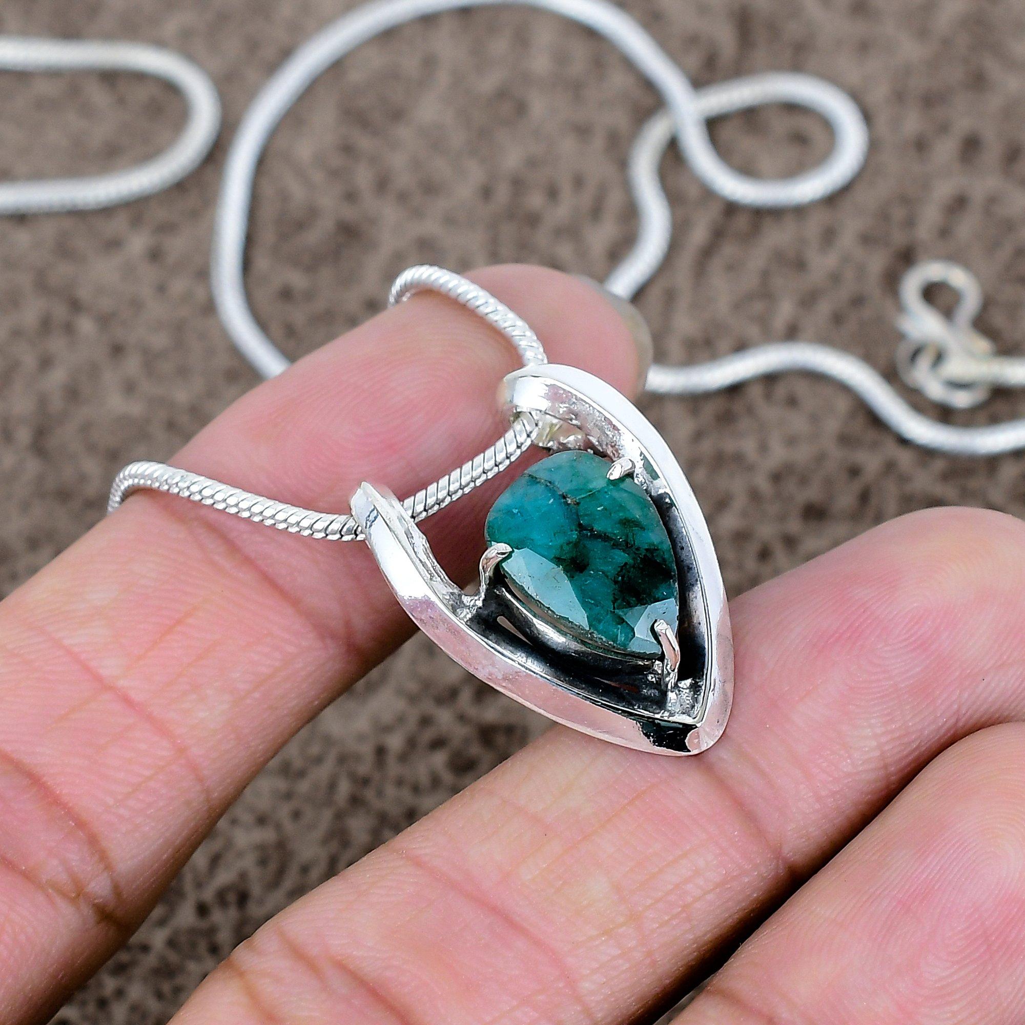

Green Jade Gemstone Handmade 925 Sterling Silver Jewelry Pendant 1.10 KKG-590