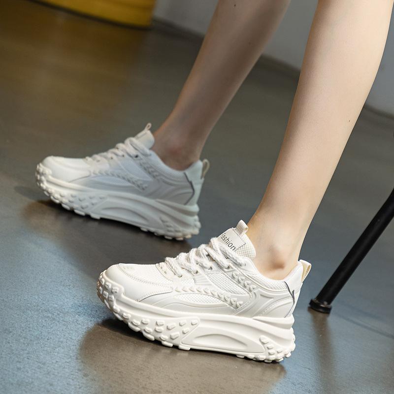 Sommar Andningsbara Nätskor Dam Läder Inre Höjdökning Pappa Skor Tjocka Sulan Mångsidiga Vardagliga Små Vita Skor