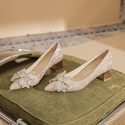 550-1 Pointed High Heels Women's 2025 Spring New Versatile Silver Crystal Wedding Shoes Thick Heel Bow Single Shoes