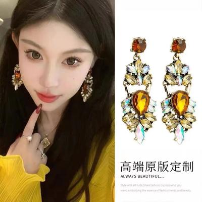 Water Drop Diamond Earrings Retro Temperament Niche Design Earrings Light Luxury High Sense Versatile Exquisite Earrings Women