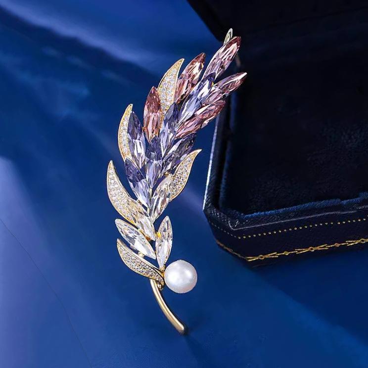 Crystal Wheat Ear Brooch, High-end Women's Personalized and Versatile Brooch, Light Luxury and Niche Design Sense Brooch