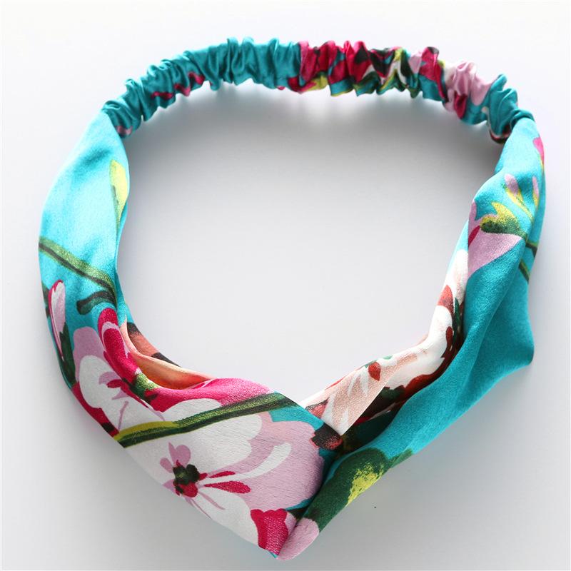 

Elastic Fabric Headband Floral Pattern Soft Stretchy Hair Band Comfortable Fit for Daily Use and Sports Activities One Size