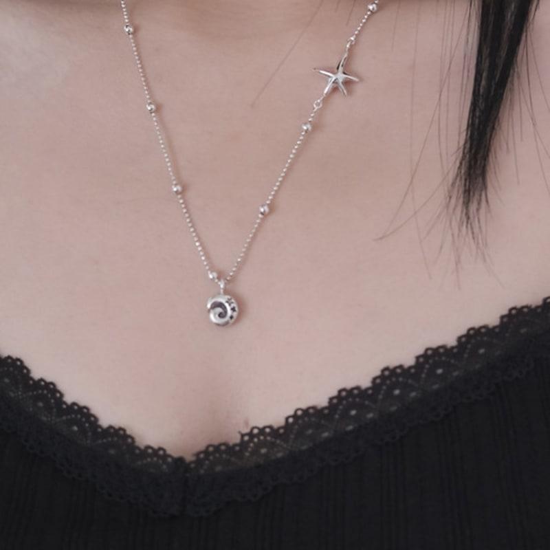 reinheart Dreaming starfish necklace