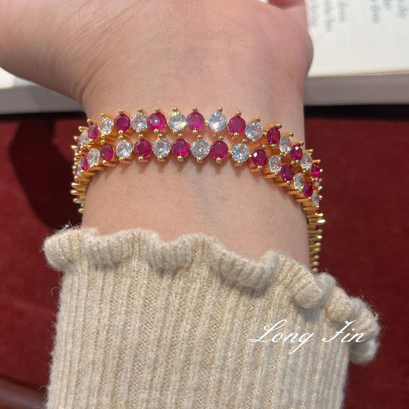 Mittelalterlicher Stil Taubenblutrot Armband Echtgold Galvanisiert Rubin Weißer Diamant Schmuck High-End Leichter Luxus Stapelbare Accessoires