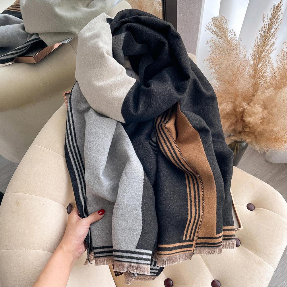 Outdoor Neck Warmer Scarves Geometric Splicing Colors Thick Cashmere Scarf Luxury Fashion Double Sided Neckerchief With Tassel