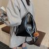 Portable casual handbag for short trips with one shoulder
