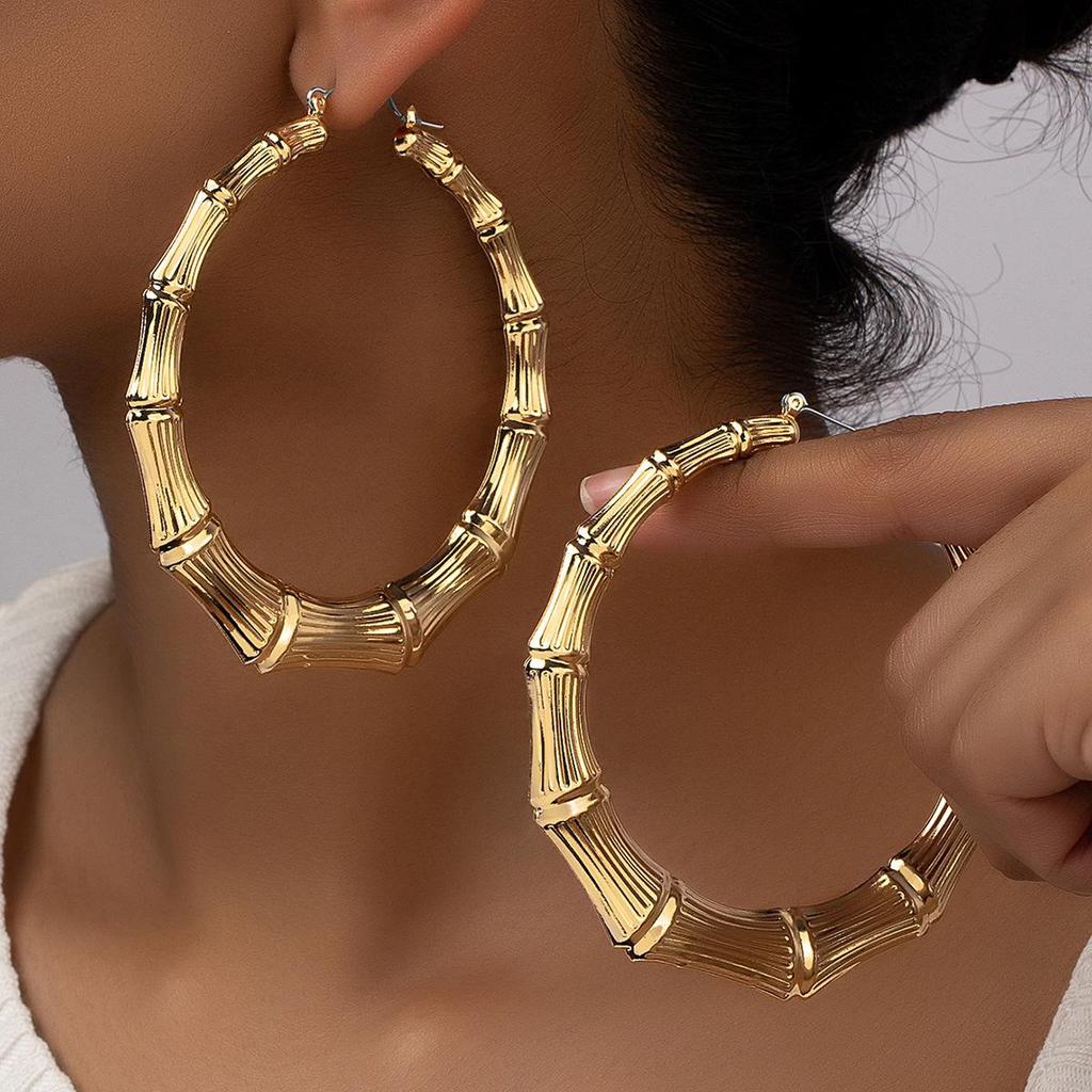 Extra-Large Gold Bamboo Hoops: Bold European & American Style Earrings for Hiphop, Street Dance, and Nightclub Fashion.
