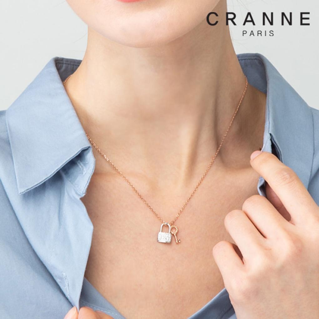 Bling Padlock Point Necklace C24NB099