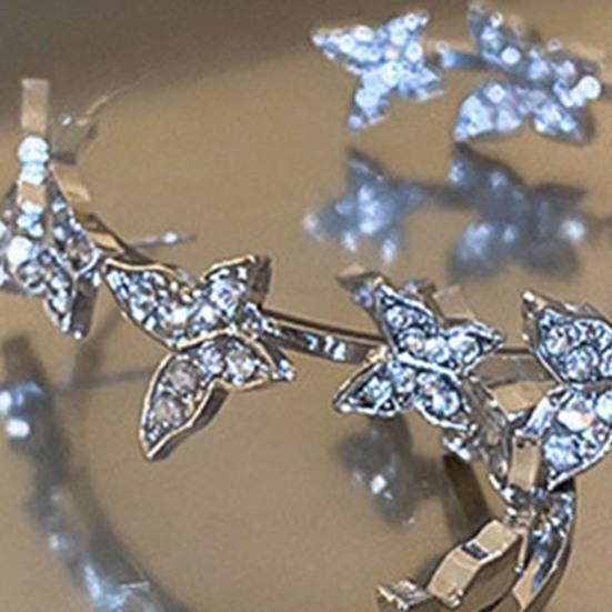 1 Paar Ohrringe mit Anhänger, rund, Kreis, geometrisch, Schmetterlingsdekor, glänzender Strassstein, Huggie-Creolen