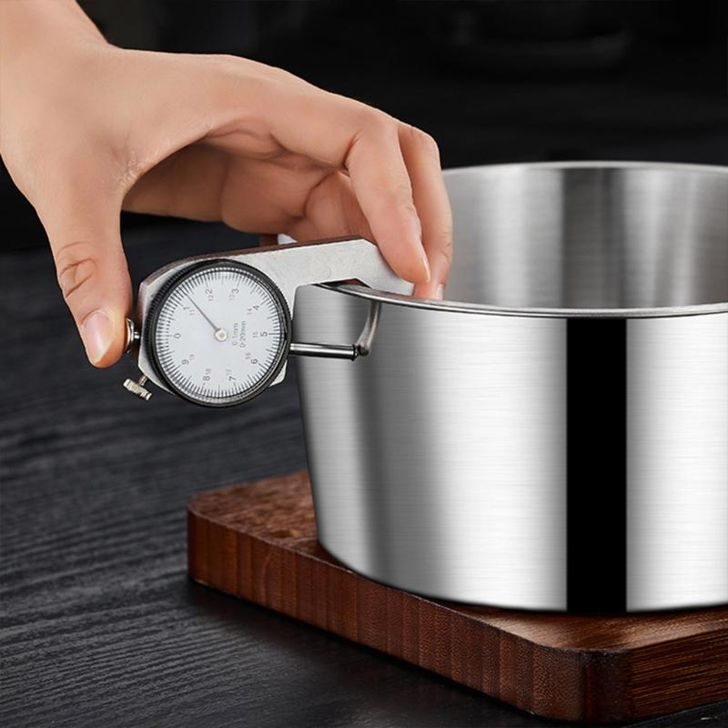 Large Capacity Stainless Steel Food Storage Container Leak Proof Lunch Box with Lid Metal Crisper for Home and Office