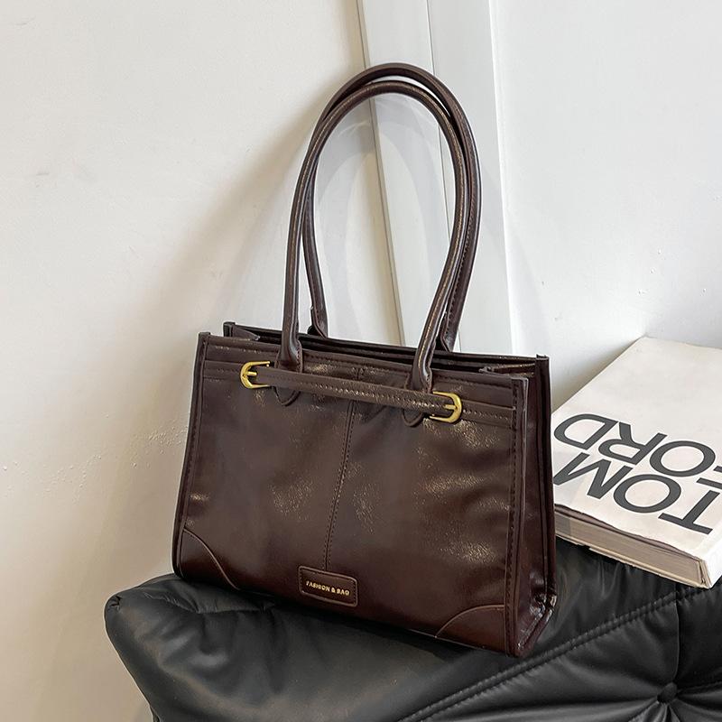 Large Capacity Retro Tote Bag for Women  New Autumn and Winter Soft Leather Underarm Bag Texture Fashionable Shoulder Bag