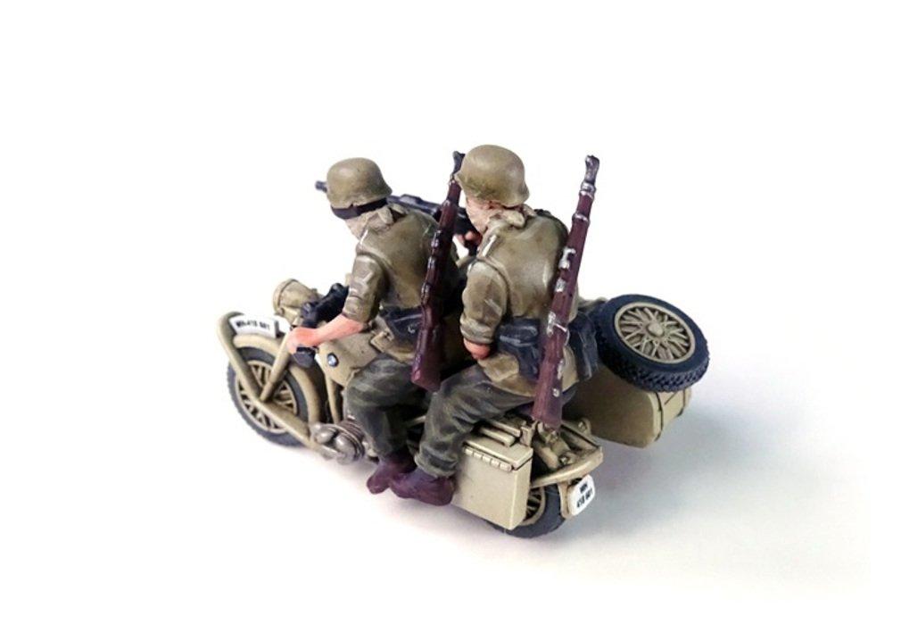 RUBICON MODELS German R75 North African Front Plastic Model Kit RB0052 1/56