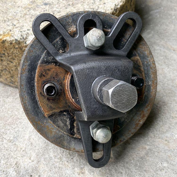 Electric Tricycle Brake Drum and Half Shaft Removal Tool