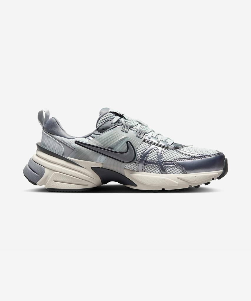 Nike V2K Run W - Pure Platinum:Wolf Grey:Cool Grey:Metallic Cool Grey / Fd0736-003