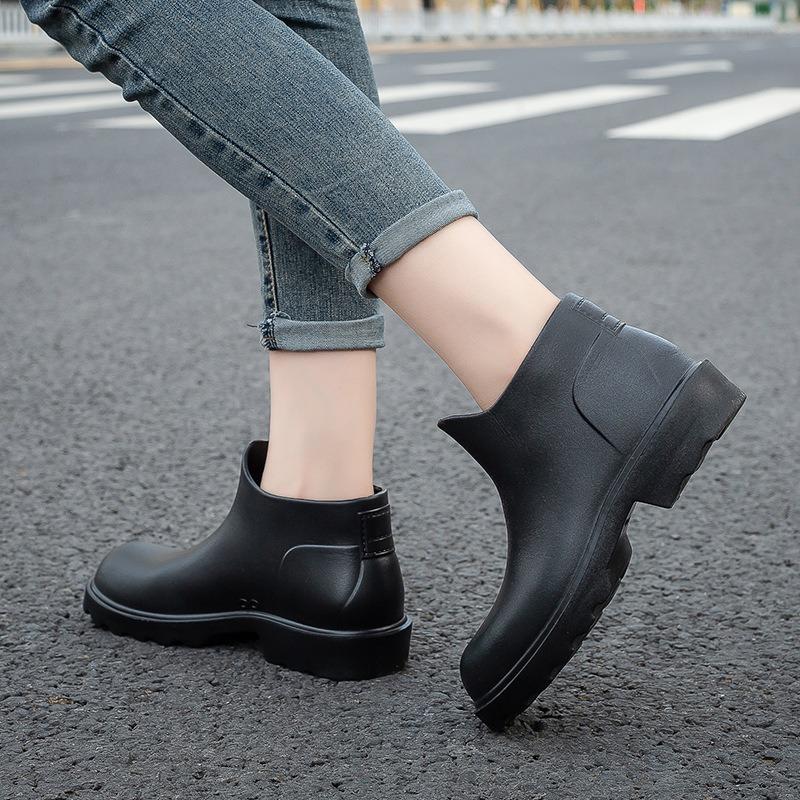 Candy-colored rain shoes women's new student fashion rain boots women's outer wear short tube non-slip and wear-resistant thick-soled water shoes