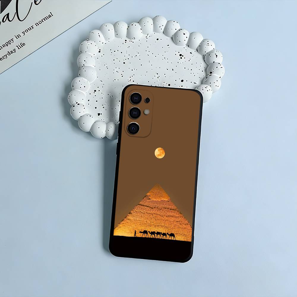 The E-Egyptian -P-Pyramids Black Soft Silicone Phone Case for Samsung S25, S24, S21, S22, S23, S30, Ultra, S20, Plus, FE, Lite