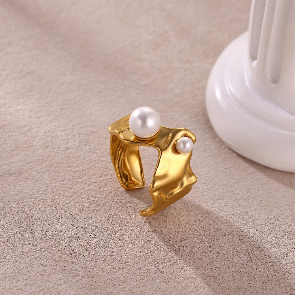 Doppellagige Breitring aus Edelstahl für Damen, Goldfarbe, Geometrisches Herz, Imitation Perle, Zirkonring Schmuck Party