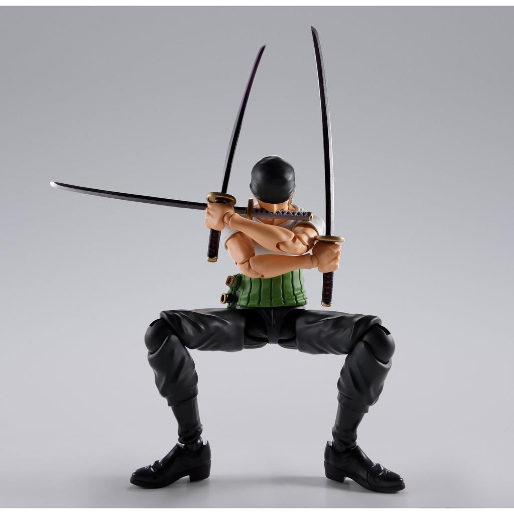 TAMASHII NATIONS S.H. Figuarts One Piece Roronoa Zoro - Dawn of Adventure - 150mm Painted PVC & ABS Action Figure