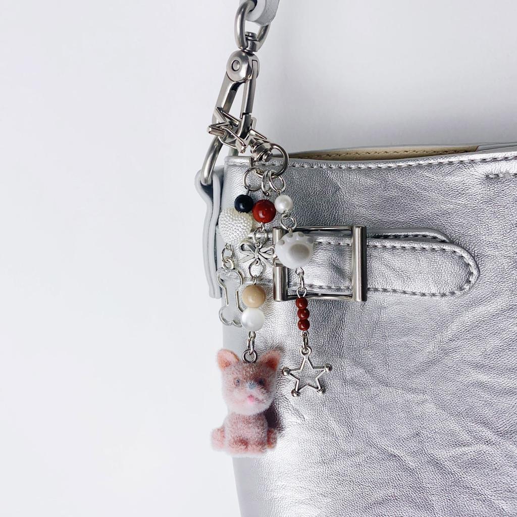 Urocza Pluszowa Koreańska Inspiracja Piesek Pasek do Telefonu Breloczek Akcesorium Idealne Dla Modnych Par i Miłośników Akcesoriów