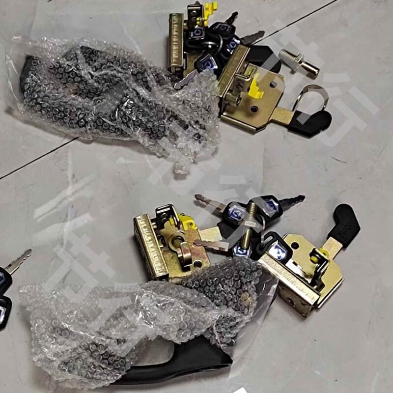 XCMG XS142J Road Roller Door Lock Assembly