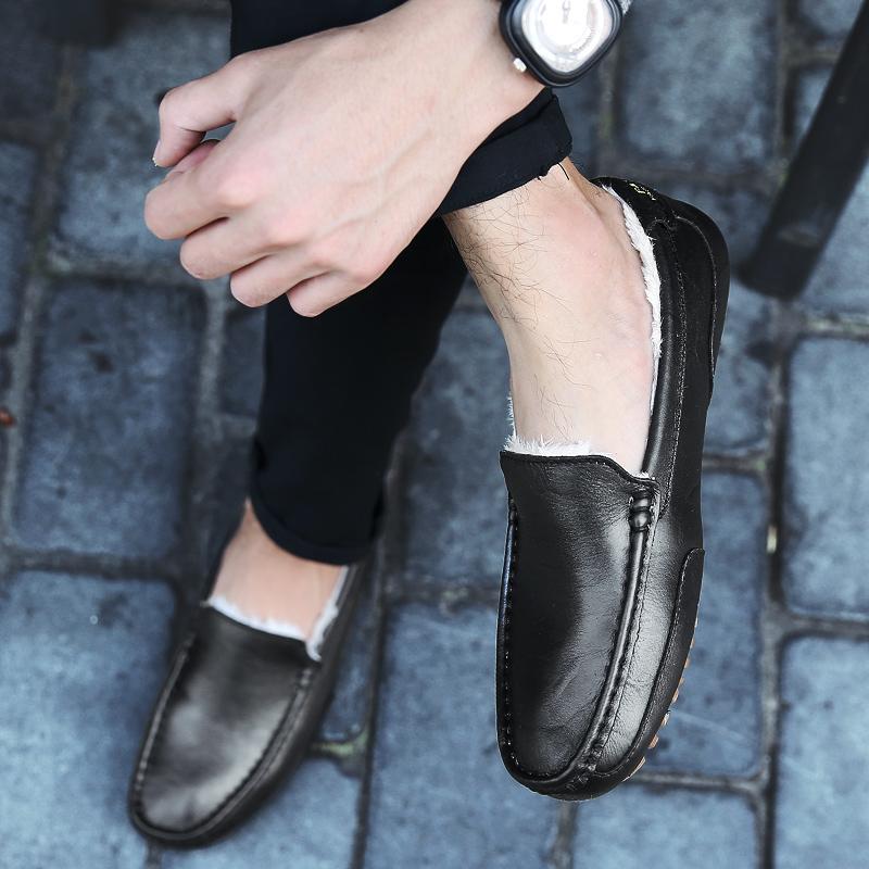 Winter Fur Loafers Men Casual Shoes Cotton Leather Dress Shoes Slip-on Flats Plush Man Moccasins Fleece Lined Driving Shoes