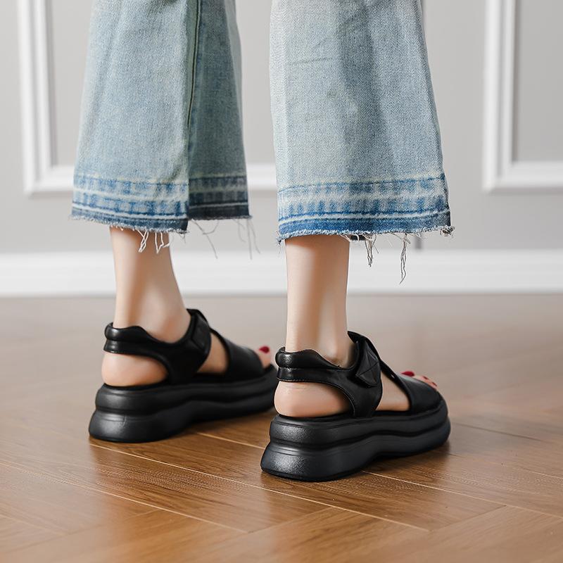 Britische Retro Sommer neue Sandalen Damen dicke Sohlen erhöhen die Höhe, offene Zehen flache Sohlen sind leicht, einfach zu tragen, machen nicht müde, Sandalen Damen