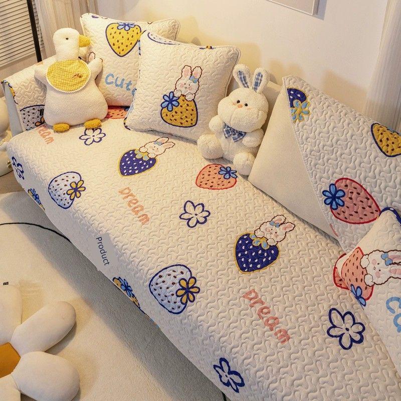 

Pure Cotton Cartoon Anime Sofa Cushion Fabric All Year Round Neutral Non Slip Scandinavian Modern Minimalist Cotton Kids Sofa Cover Strawberry Rabbit 70*70cm