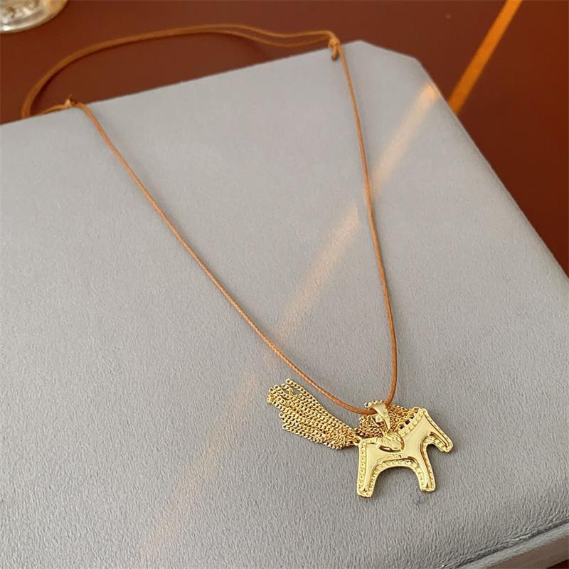 Titanstahl Pferd Pony Quaste Anhänger Halsketten Damen Mujer Verstellbare Lange Seil Pulloverkette Hals Accessoires Geschenke
