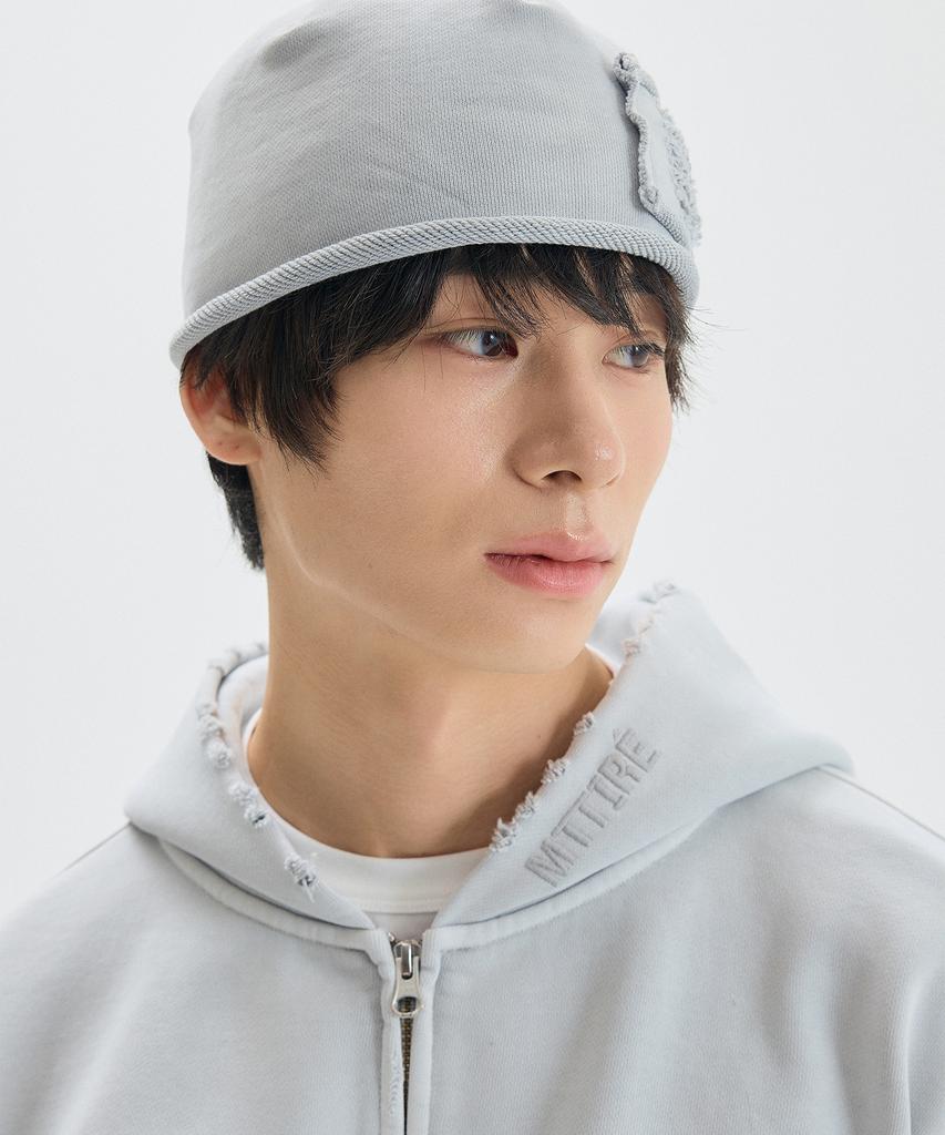 Matile Destroyed Vtg Washed Beanie / Light Gray