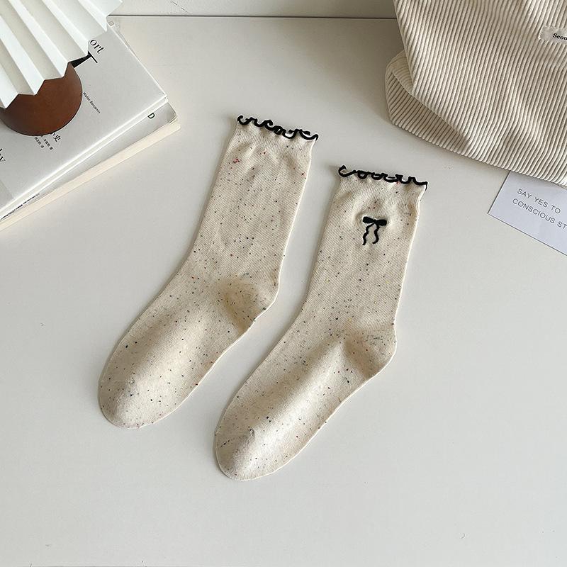 Pre-Autumn Combed Cotton Socks, Mid-Tube Socks, Sweat-Wicking Breathable Lace Bow Embroidery Stack Socks