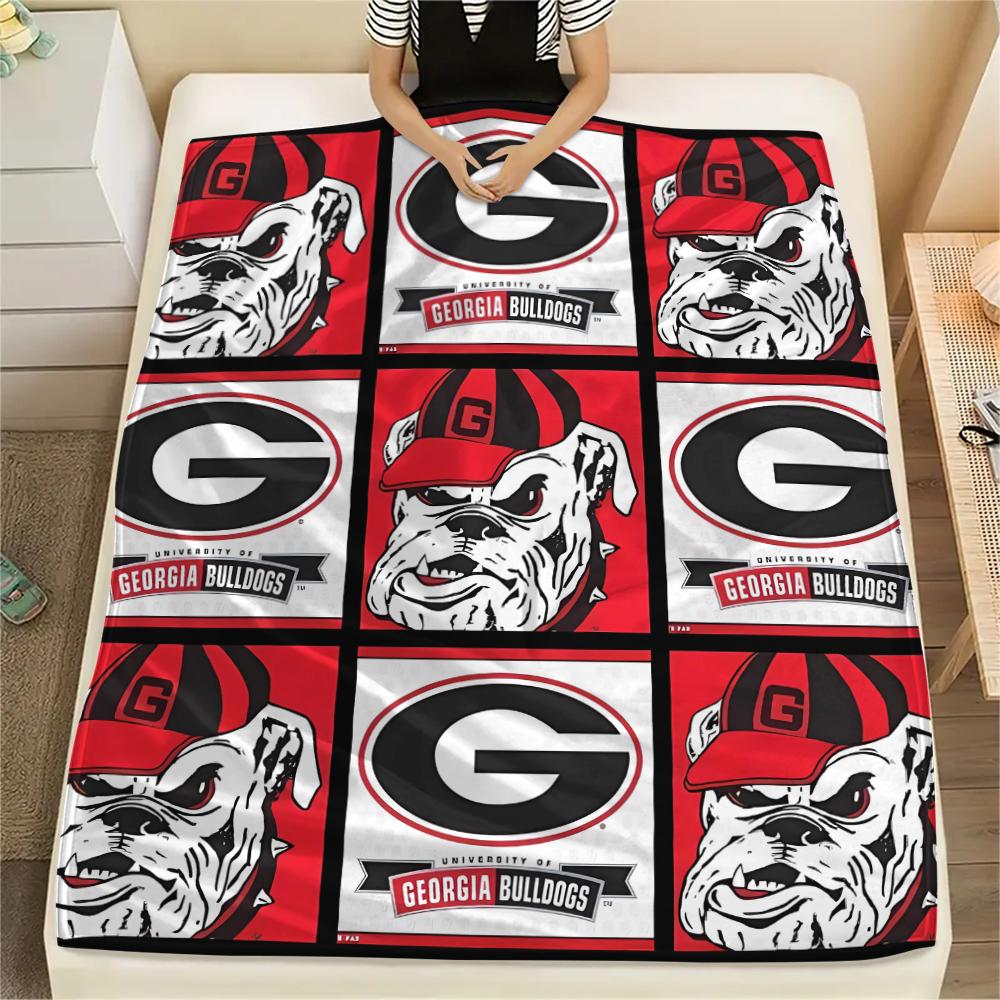 1Pc Georgia Bulldog Print Flannel Blanket, High quality Comfortable for All Seasons, Home Decor, Warmth and Comfort, Perfect for Gifts