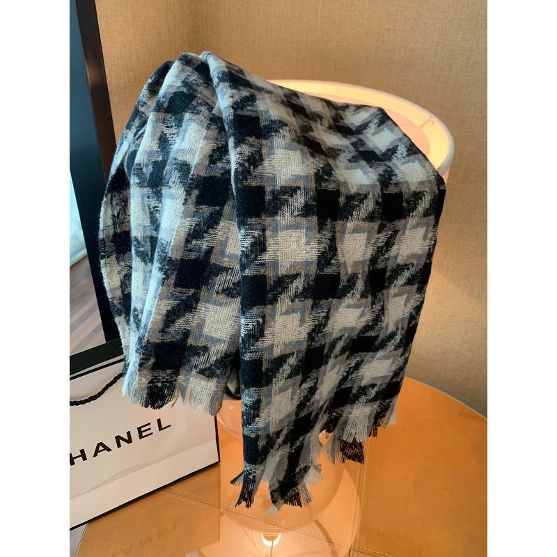 High End New Plaid Scarf Autumn and Winter Warm Shawl Student Retro Versatile Tassel Houndstooth Scarf for Women