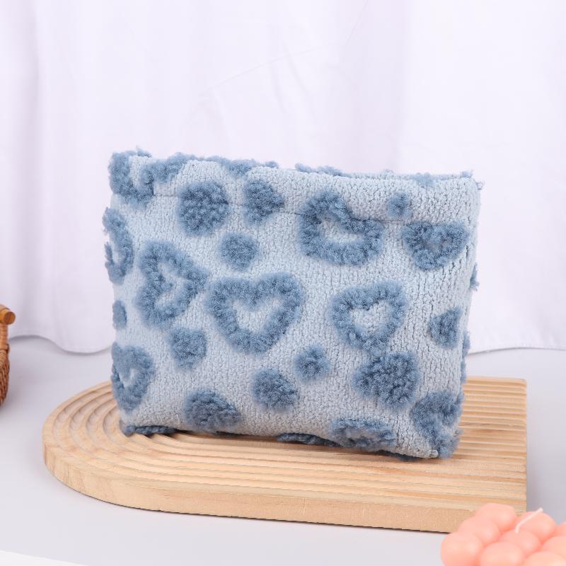 Plush Cute Love Makeup Bag Portable Skincare Product Lipstick Storage Bag Hand-Held Inner Bag Korean Brush Pencil Cases