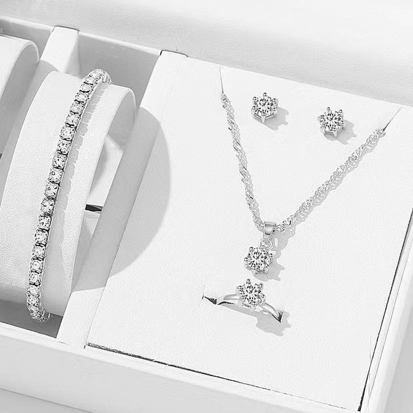 5 stk Elegant Krystall Zirkon Sett Zirkonia Ring Halskjede Armbånd Øredobber Enkelt Sett Zirkon Mote Allsidig Trendy Zirkon