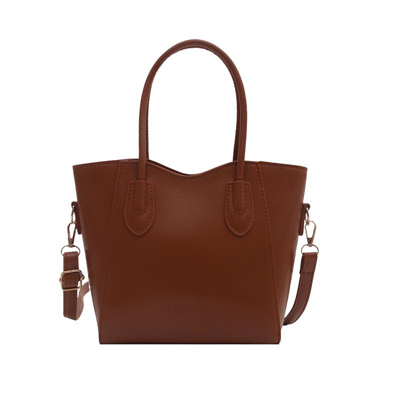 

2025 new high-value fashionable bucket bag foreign niche women s shoulder bag fashion casual messenger bag светло-коричневого
