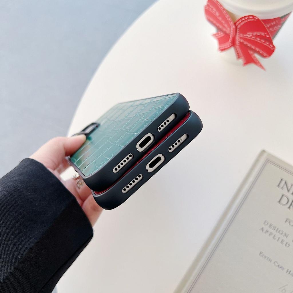 Coque de téléphone à motif crocodile pour Apple iPhone 16Promax - Cuir PU Bord PC Créatif Antichoc Couverture Complète sur iPhone