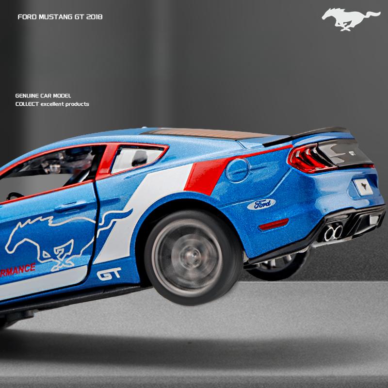 CCA Genuine Licensed 1/34 Scale Ford Mustang GT2018 Alloy Car Model Sound Light Pullback Diecast Metal Toy Vehicles Boy Gift
