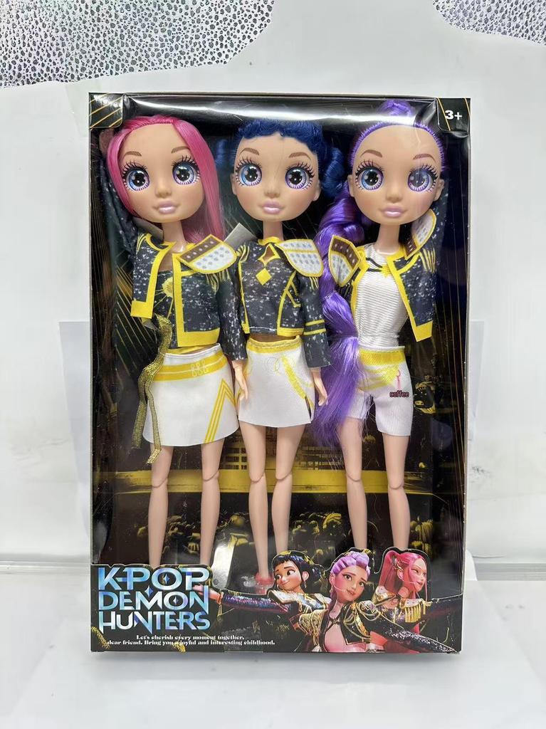 Crossbar KPOP Demon Hunter Girl Rainbow Series 12" Doll with Real Glass Eyes and 12 Joints.