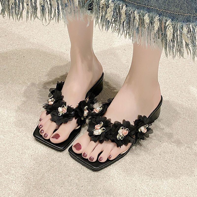 Fashion Temperament Square Toe Block Heel Slippers Summer New Open Toe Cross Strap Flower Non-Slip Kitten Heel Shoes