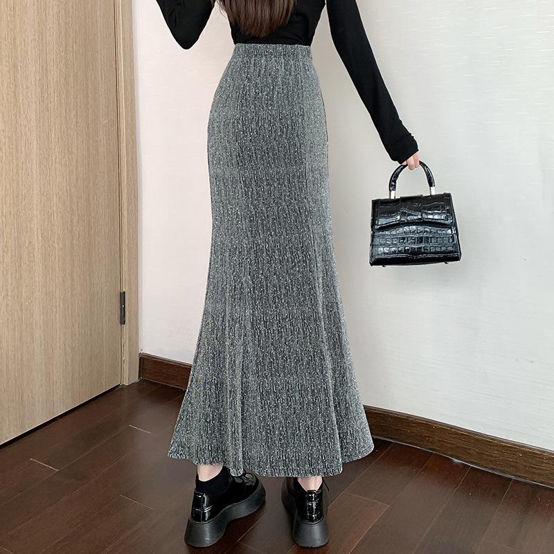 2024 Spring/Summer Retro High-Waist Slim Long Women's Skirt: Korean All-Match Style