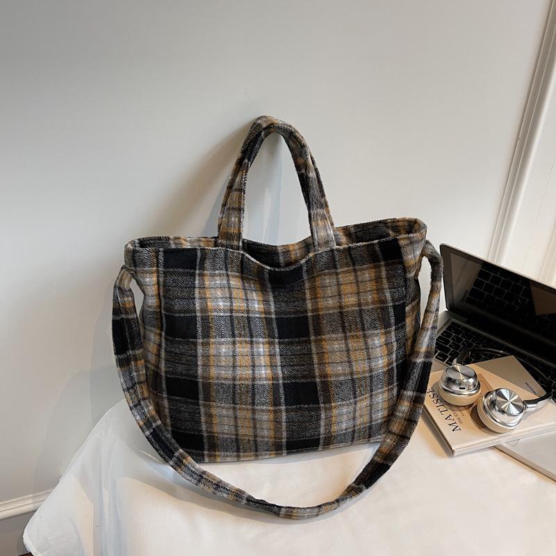 Новая сумка большой вместимости для поездок на работу, популярная клетчатая сумка через плечо, студенческая нишевая сумка-мессенджер для поездок на работу