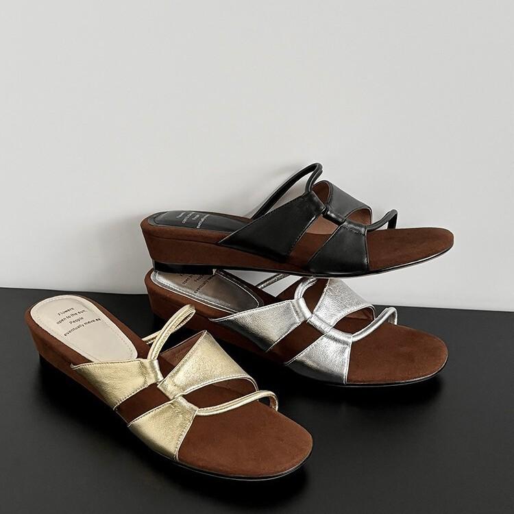 

6.18 New~ Sheepskin small slope heel sandals 2025 summer inside and outside full leather handmade heightening slippers female secret 39 золотой