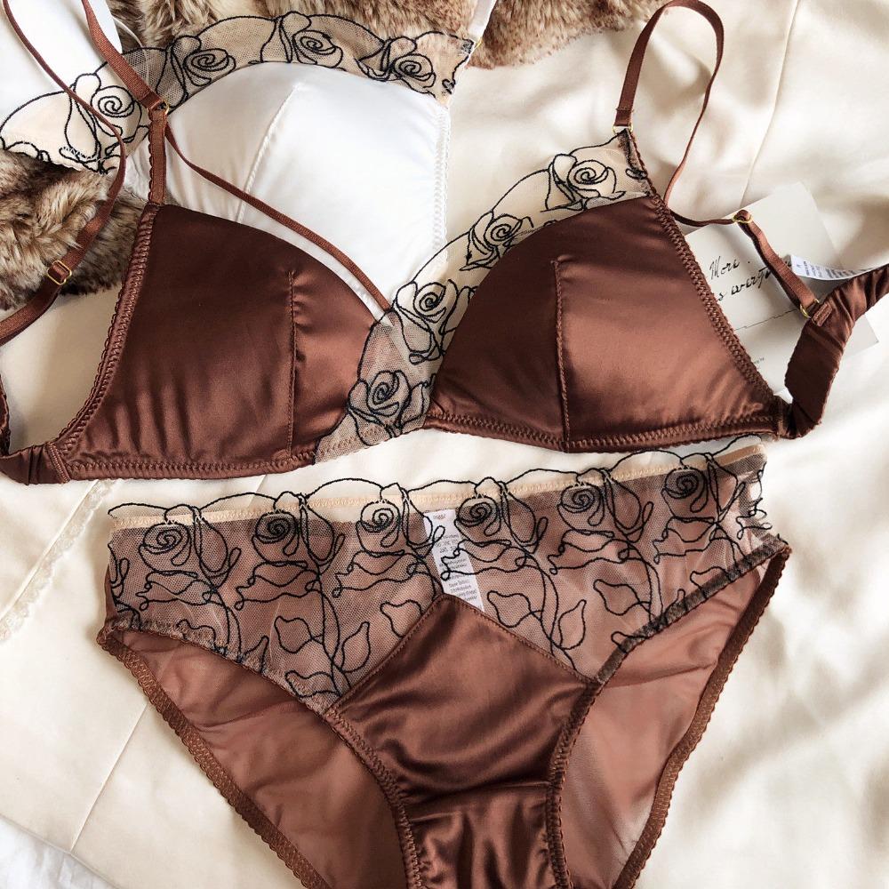 Summer Women Underwear Sexy Lace Embroidery Bra Set French Thin Cup Silken Wireless Bralette Ladies Lingerie Briefs With Thong
